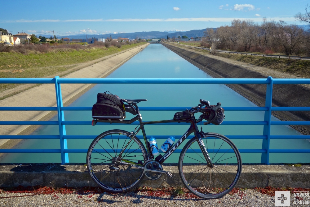 The Scott Addict in ultralight bike touring mode on my 5 day ultralight bike touring adventure in France