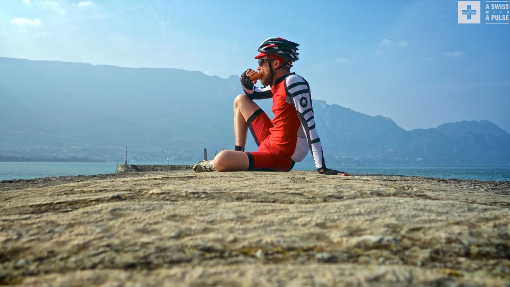 Reflecting on my ultralight bike touring adventure while absorbing much needed calories