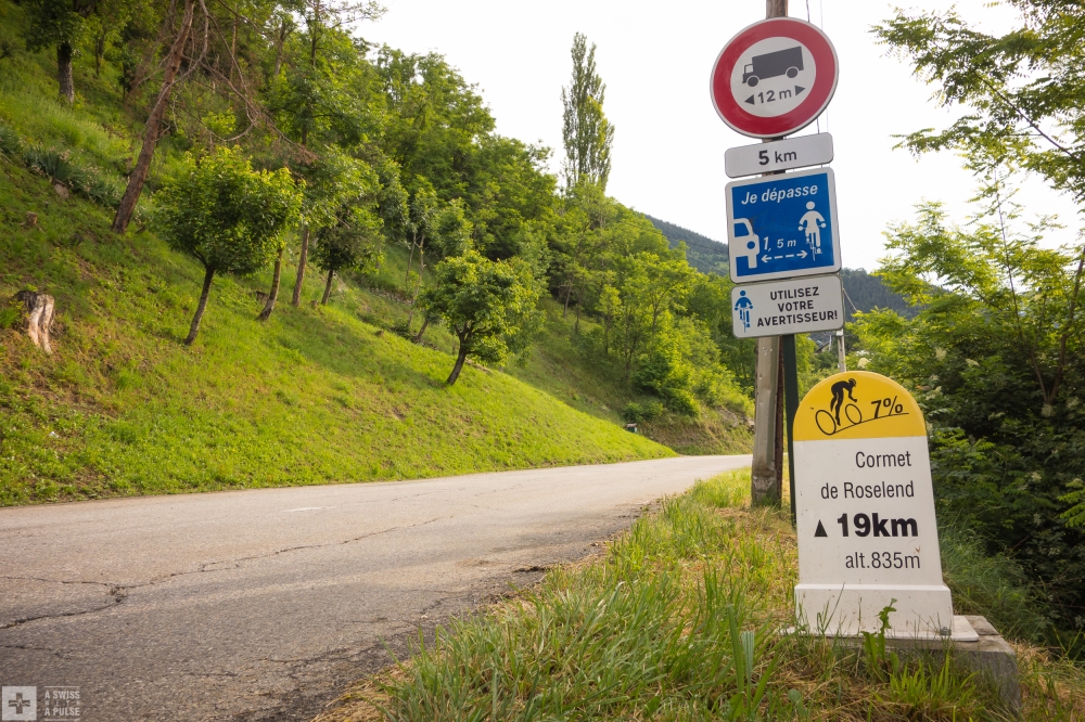 Cycling in the Alps: Tour du Mont Blanc in ultralight touring mode