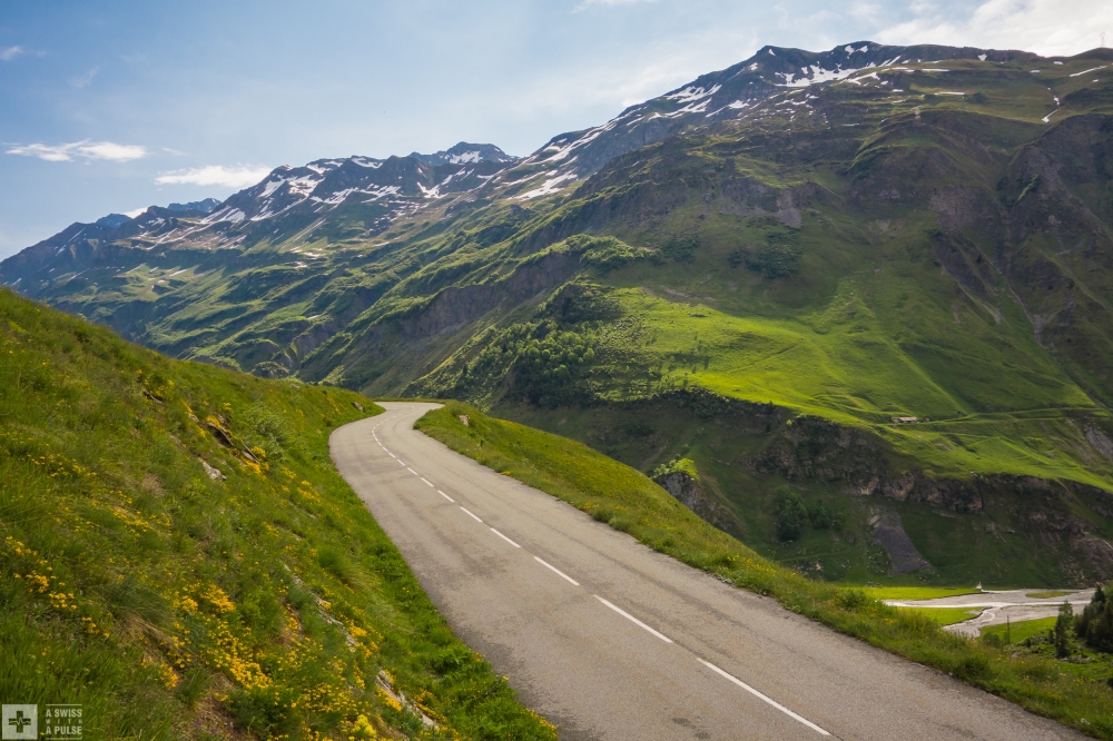 Cycling in the Alps: Tour du Mont Blanc in ultralight touring mode